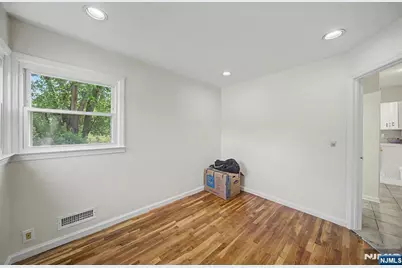 35-10 Lindsay Road, Fair Lawn, NJ 07410 - Photo 14
