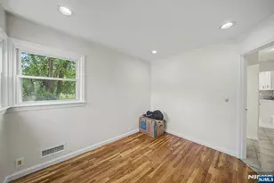 35-10 Lindsay Rd, Fair Lawn, NJ 07410 - Photo 14