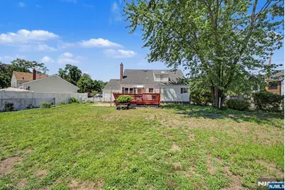35-10 Lindsay Road, Fair Lawn, NJ 07410 - Photo 34