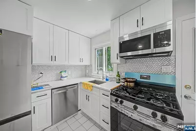 35-10 Lindsay Road, Fair Lawn, NJ 07410 - Photo 10