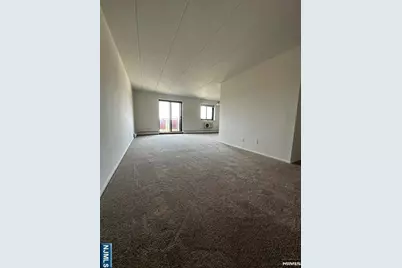 873 Main Street 6A #6A, Hackensack, NJ 07601 - Photo 2