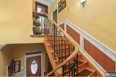105 Kossuth Street, Wallington, NJ 07057 - Photo 6
