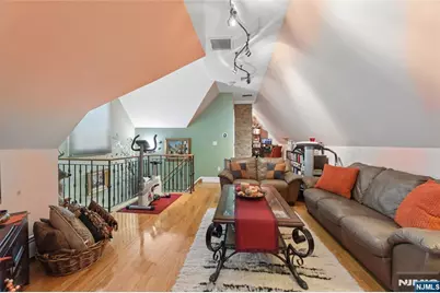 105 Kossuth Street, Wallington, NJ 07057 - Photo 30