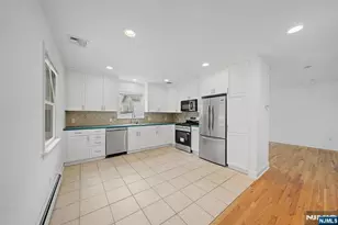 15 Chestnut St, Tenafly, NJ 07670 - Photo 4