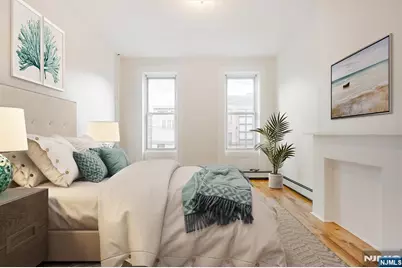 147 New York Avenue 2L #2L, Jersey City, NJ 07307 - Photo 4