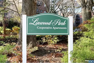 420 Park Place 1H #1H, Fort Lee, NJ 07024 - Photo 16