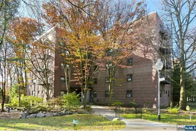 420 Park Place 1H #1H, Fort Lee, NJ 07024 - Photo 14