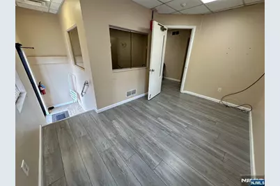 260 Ridge Road 1 #1, Lyndhurst Township, NJ 07071 - Photo 12