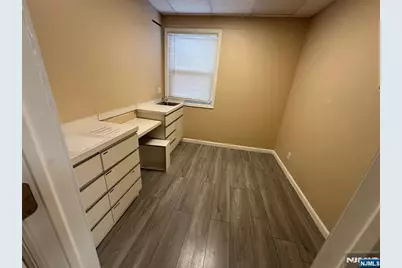 260 Ridge Road 1 #1, Lyndhurst Township, NJ 07071 - Photo 8