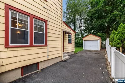 314 Mountain Way, Rutherford, NJ 07070 - Photo 24