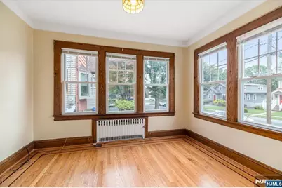 314 Mountain Way, Rutherford, NJ 07070 - Photo 6