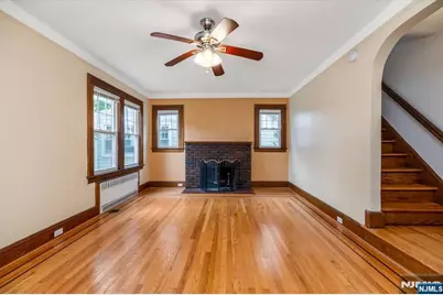 314 Mountain Way, Rutherford, NJ 07070 - Photo 4