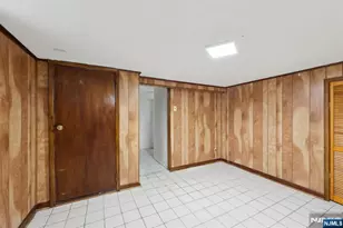 48 Marinus St, Rochelle Park Township, NJ 07662 - Photo 30