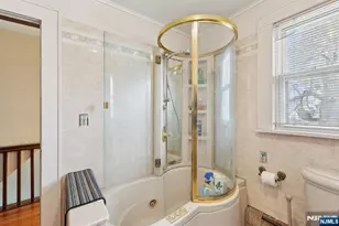 48 Marinus St, Rochelle Park Township, NJ 07662 - Photo 34