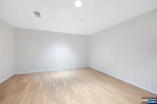 1123 Hyde Park Ct 1123, Mahwah, NJ 07430 - Photo 16