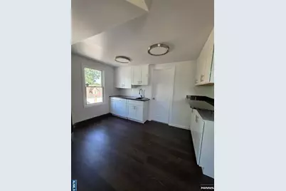 71 Orchard Place 2 #2, Maywood, NJ 07607 - Photo 4