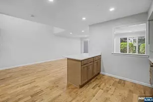 599 Apache Ct, Mahwah, NJ 07430 - Photo 8