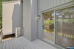 599 Apache Ct, Mahwah, NJ 07430 - Photo 24