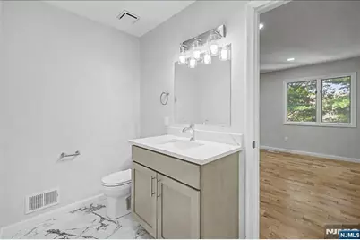 599 Apache Court, Mahwah, NJ 07430 - Photo 20