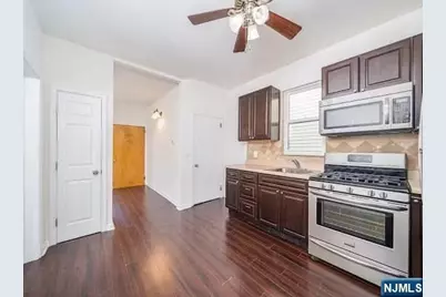 49 Livingston Avenue 1 #1, Lyndhurst Township, NJ 07071 - Photo 26