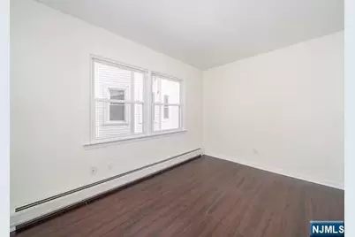49 Livingston Avenue 1 #1, Lyndhurst Township, NJ 07071 - Photo 16