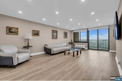 300 Winston Drive 2523 #2523, Cliffside Park, NJ 07010 - Photo 4