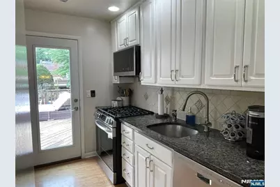 685 Lafayette Avenue, Westwood, NJ 07675 - Photo 12