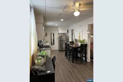 632 Chase Avenue 1 #1, Lyndhurst Township, NJ 07071 - Photo 4