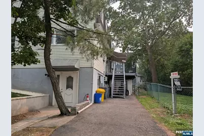 200 Larch Avenue, Teaneck Township, NJ 07666 - Photo 2