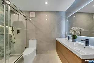 200 Winston 1912, Cliffside Park, NJ 07010 - Photo 16