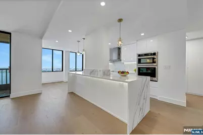 200 Winston 1912 #1912, Cliffside Park, NJ 07010 - Photo 1