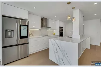 200 Winston 1912 #1912, Cliffside Park, NJ 07010 - Photo 4