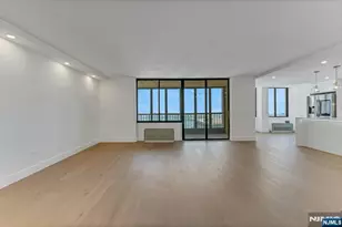 200 Winston 1912, Cliffside Park, NJ 07010 - Photo 10