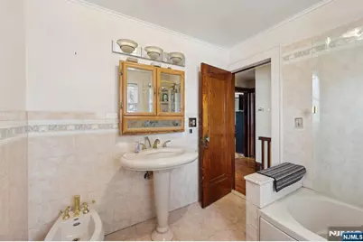 48 Marinus Street, Rochelle Park Township, NJ 07662 - Photo 38