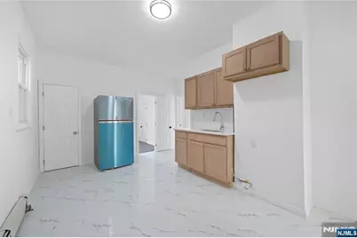 80 Wayne Avenue, Paterson, NJ 07522 - Photo 20