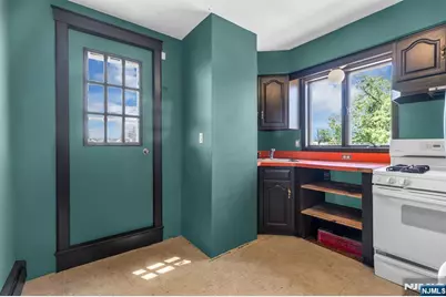 82 Elizabeth Avenue, Elmwood Park, NJ 07407 - Photo 28