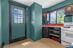 82 Elizabeth Ave, Elmwood Park, NJ 07407 - Photo 28