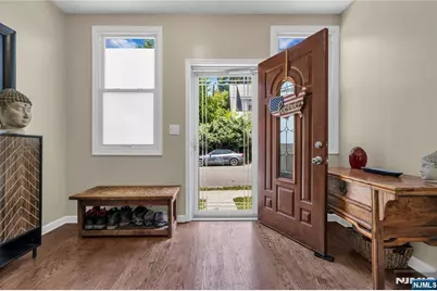 82 Elizabeth Avenue, Elmwood Park, NJ 07407 - Photo 8