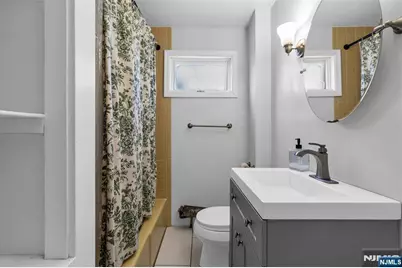 82 Elizabeth Avenue, Elmwood Park, NJ 07407 - Photo 22