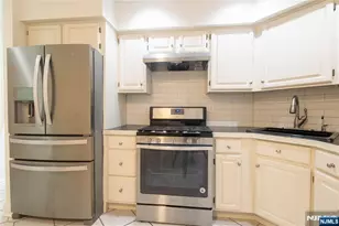 107 Rock Ledge Terrace 1, Haledon, NJ 07508 - Photo 8