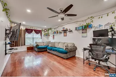 202 Prestwick Way 202 #202, Edison, NJ 08820 - Photo 18