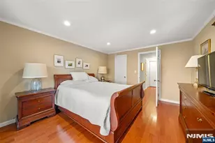 303 Ellery Ct 303, Edgewater, NJ 07020 - Photo 12