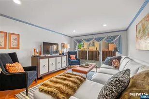 303 Ellery Ct 303, Edgewater, NJ 07020 - Photo 2