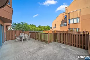 303 Ellery Ct 303, Edgewater, NJ 07020 - Photo 16