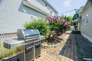 13 Chestnut St, Garfield, NJ 07026 - Photo 22