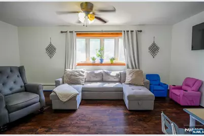 13 Chestnut Street, Garfield, NJ 07026 - Photo 6