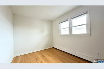 9104 3rd Avenue, North Bergen, NJ 07047 - Photo 14
