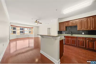 22 Ave At Port Imperial Avenue 428 #428, West New York, NJ 07093 - Photo 2