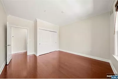 22 Ave At Port Imperial Avenue 428 #428, West New York, NJ 07093 - Photo 18