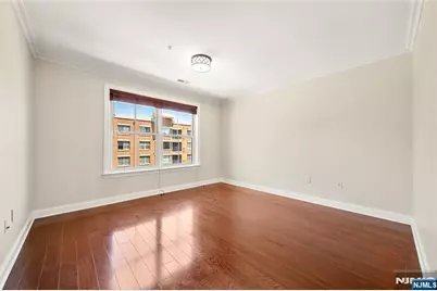 22 Ave At Port Imperial Avenue 428 #428, West New York, NJ 07093 - Photo 10